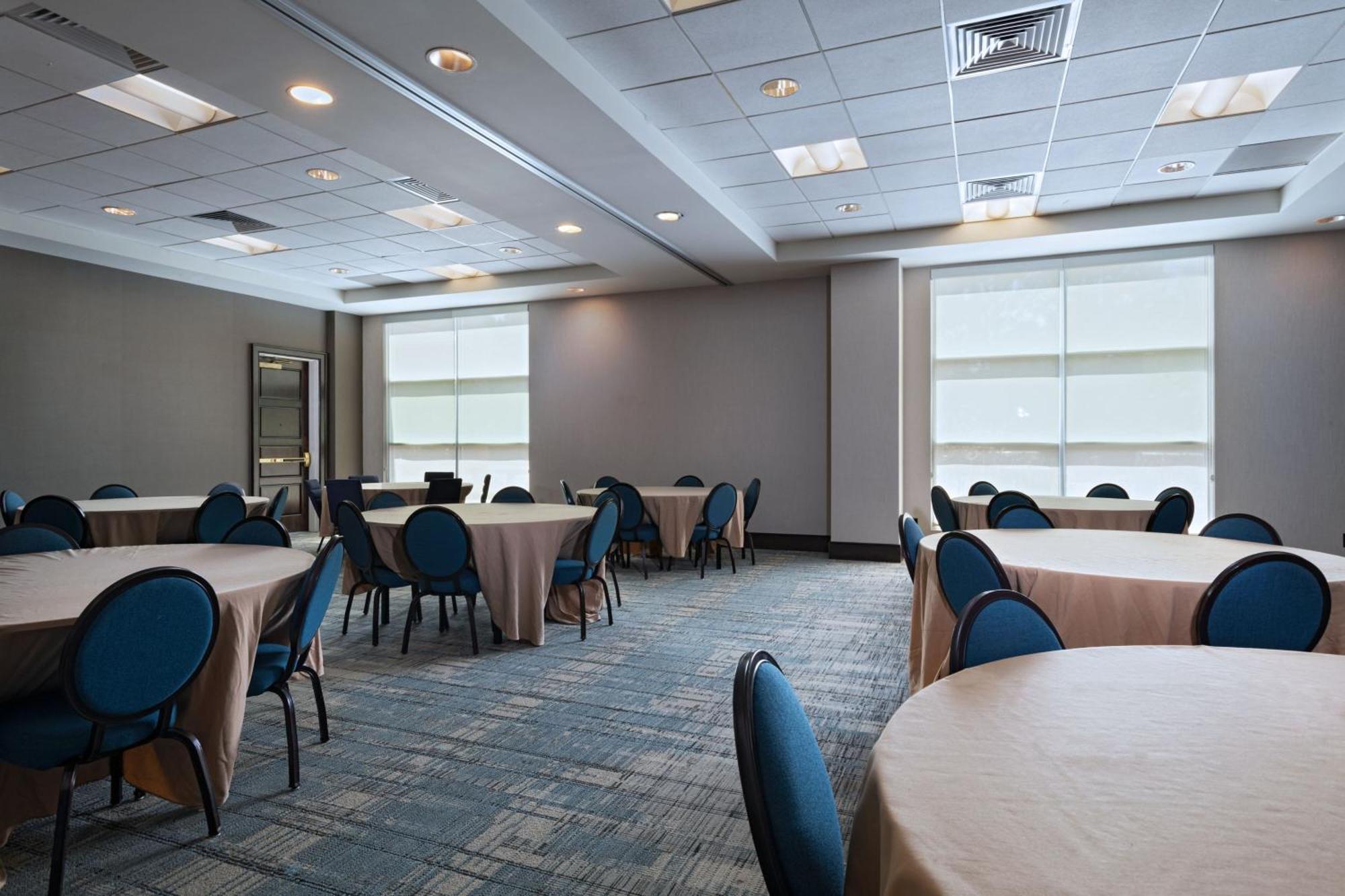 Four Points By Sheraton Houston West Exterior photo